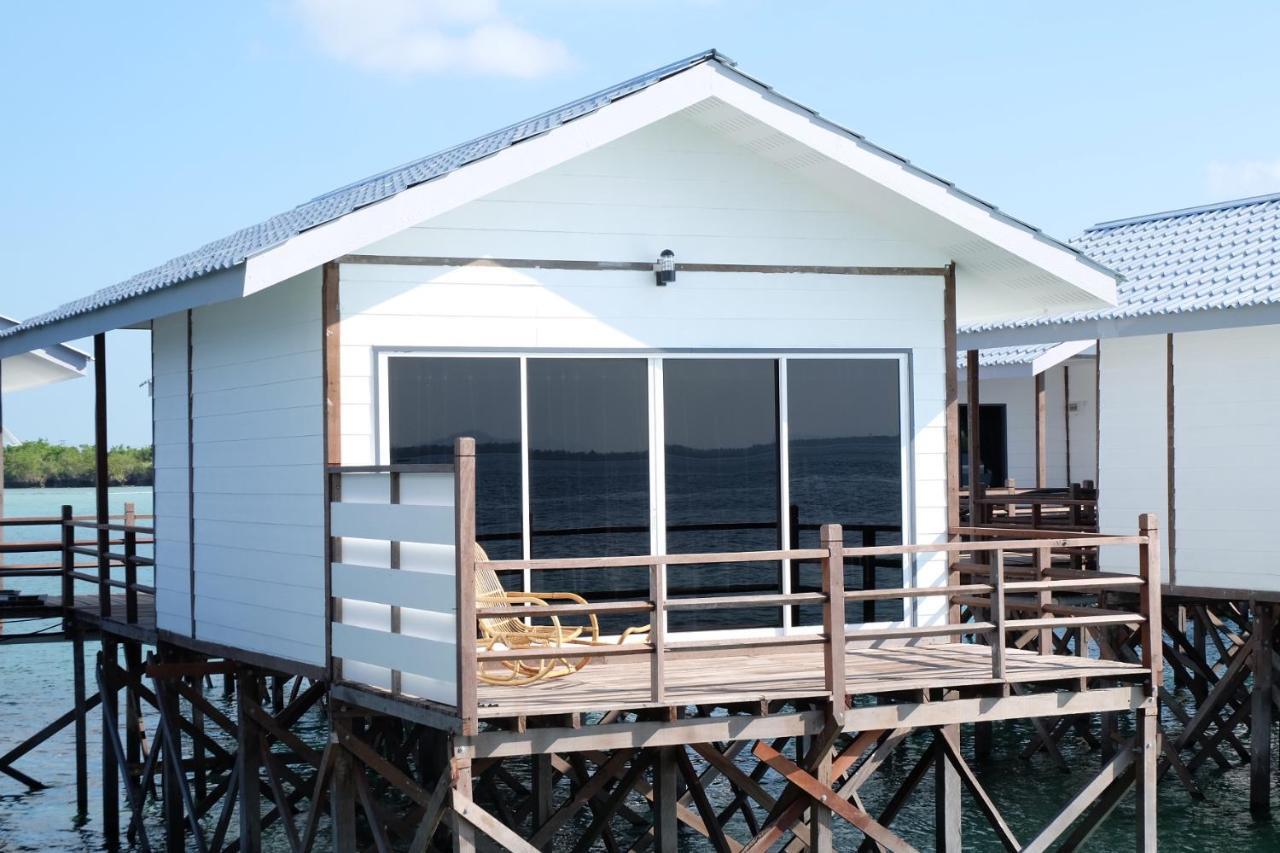 Shun Shun Water Bungalows Otel Semporna Dış mekan fotoğraf