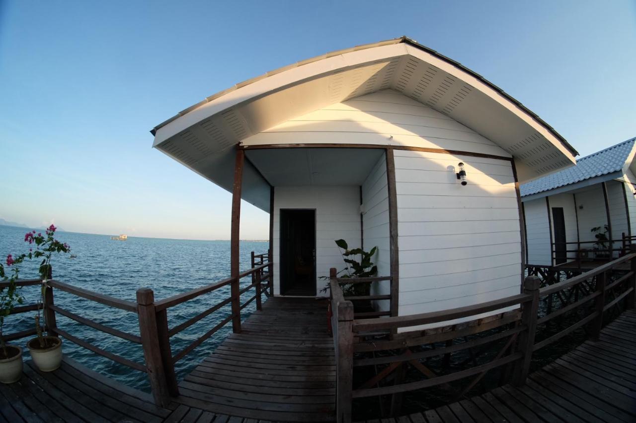 Shun Shun Water Bungalows Otel Semporna Dış mekan fotoğraf