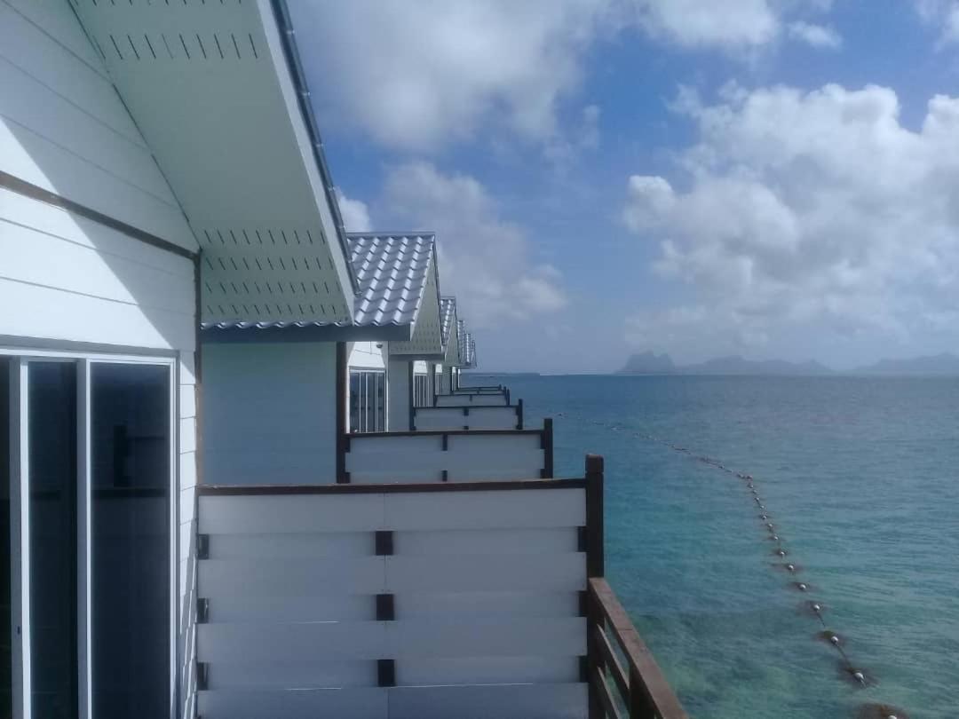 Shun Shun Water Bungalows Otel Semporna Dış mekan fotoğraf