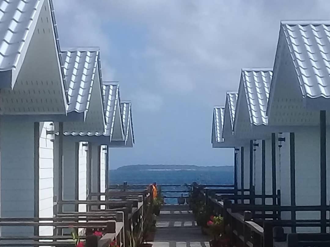 Shun Shun Water Bungalows Otel Semporna Dış mekan fotoğraf