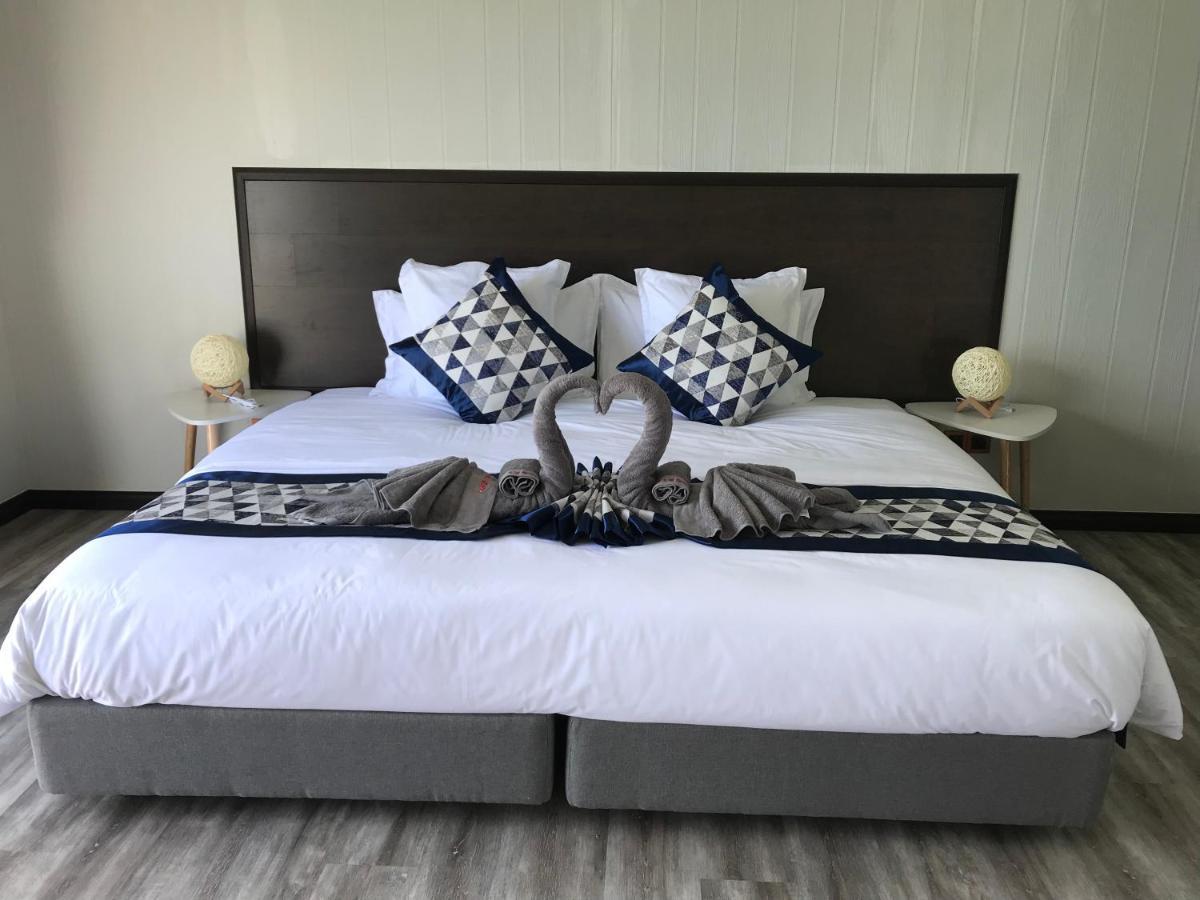Shun Shun Water Bungalows Otel Semporna Dış mekan fotoğraf