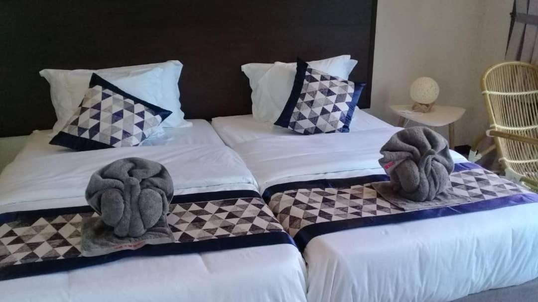 Shun Shun Water Bungalows Otel Semporna Dış mekan fotoğraf